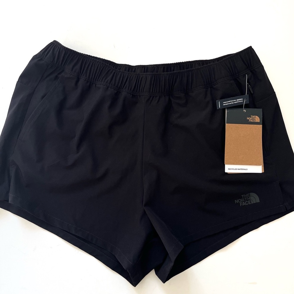 NORTH FACE Black Wander Shorts M